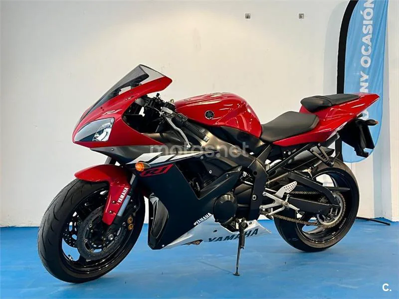Yamaha R1 – Vista 3