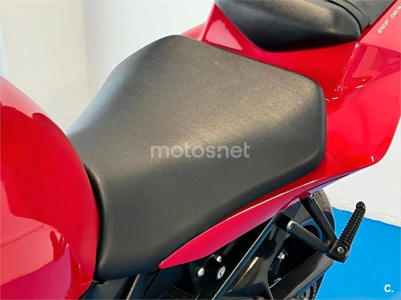 Yamaha R1 – Vista 27