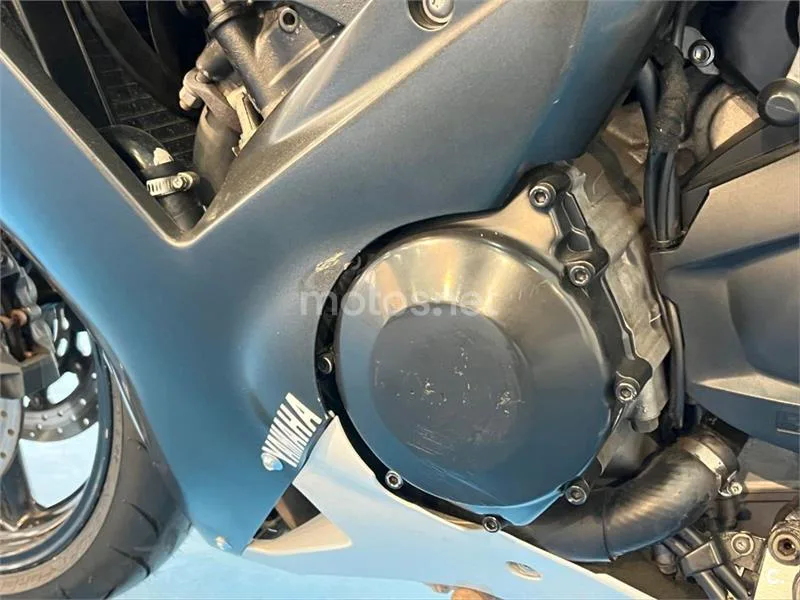 Yamaha R1 – Vista 29