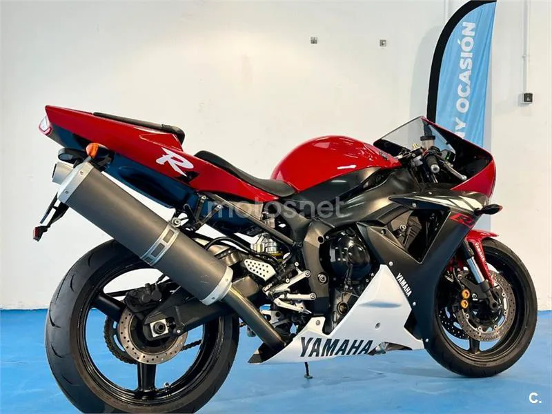Yamaha R1 – Vista 4