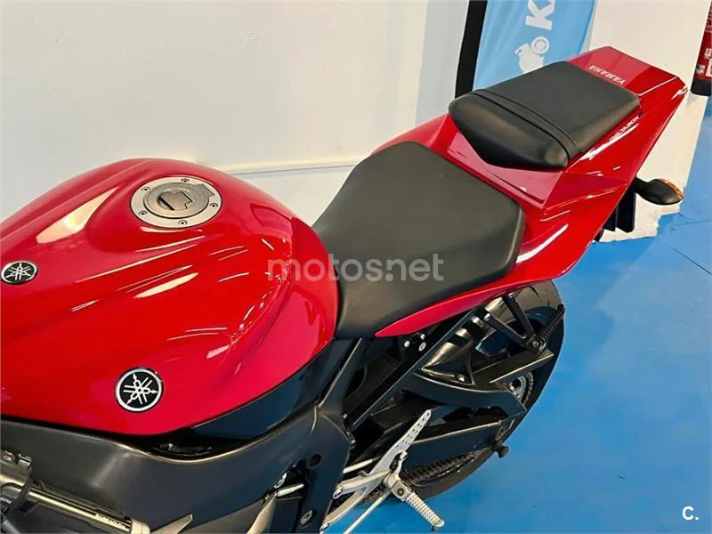 Yamaha R1 – Vista 35