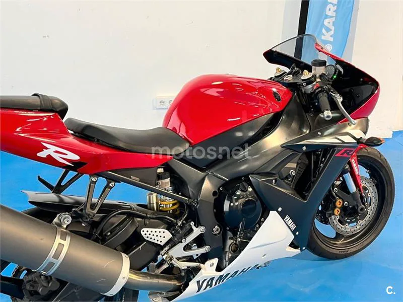Yamaha R1 – Vista 45