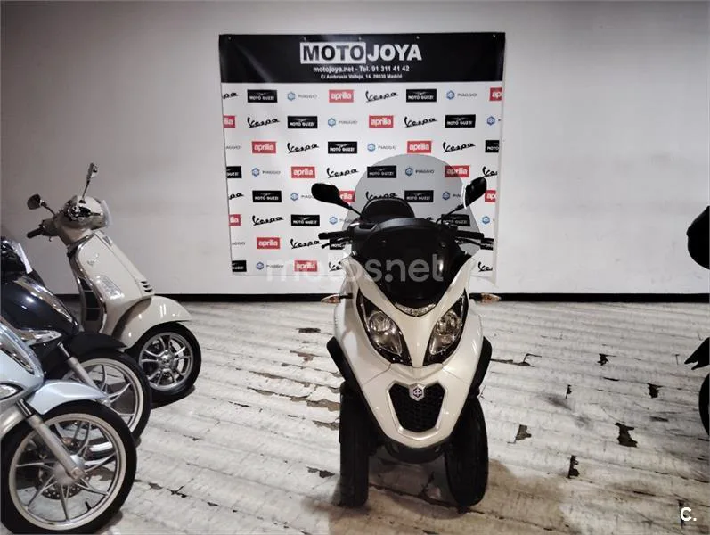 Piaggio MP3 – Vista 3