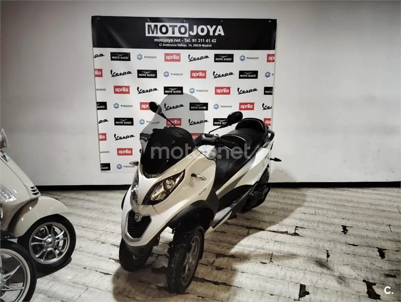 Piaggio MP3 – Vista 4