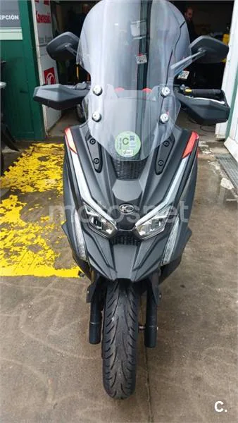 Kymco DTX 350 – Vista 3