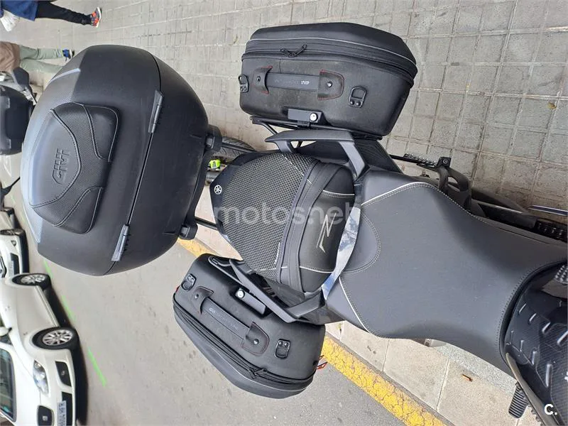 Yamaha FZ8 N Sport – Vista 11