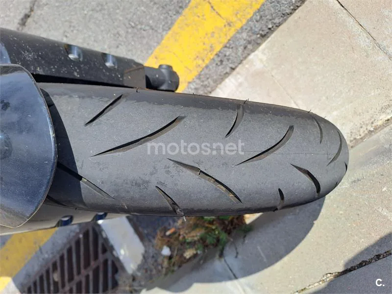 Yamaha FZ8 N Sport – Vista 14