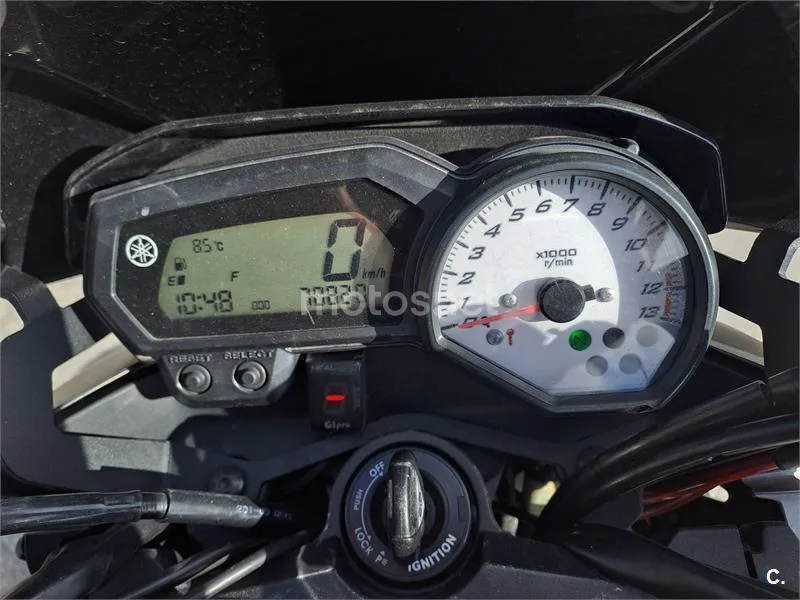 Yamaha FZ8 N Sport – Vista 6