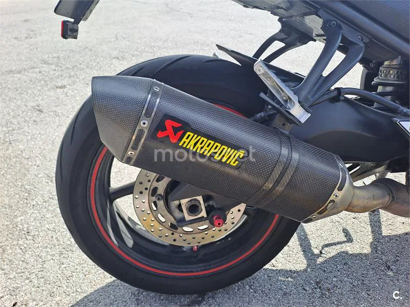 Yamaha FZ8 N Sport – Vista 9