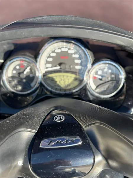 Yamaha TMAX 500 - Vista 4