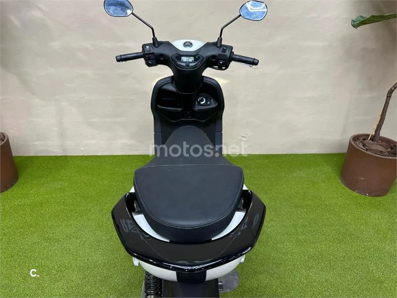 Yamaha Neo's – Vista 8