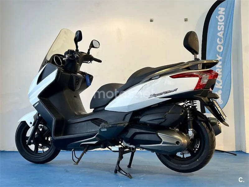Kymco Super Dink 300 – Vista 6