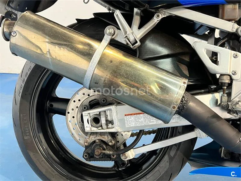 Suzuki GSX-R600 – Vista 14