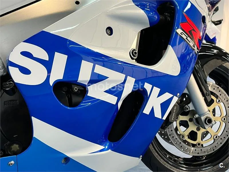 Suzuki GSX-R600 – Vista 19