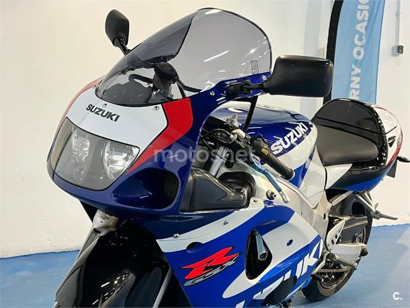 Suzuki GSX-R600 – Vista 22