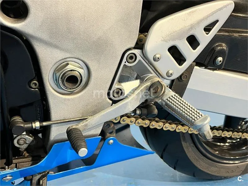 Suzuki GSX-R600 – Vista 25