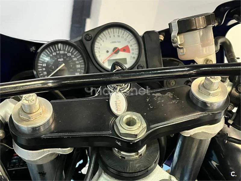 Suzuki GSX-R600 – Vista 35