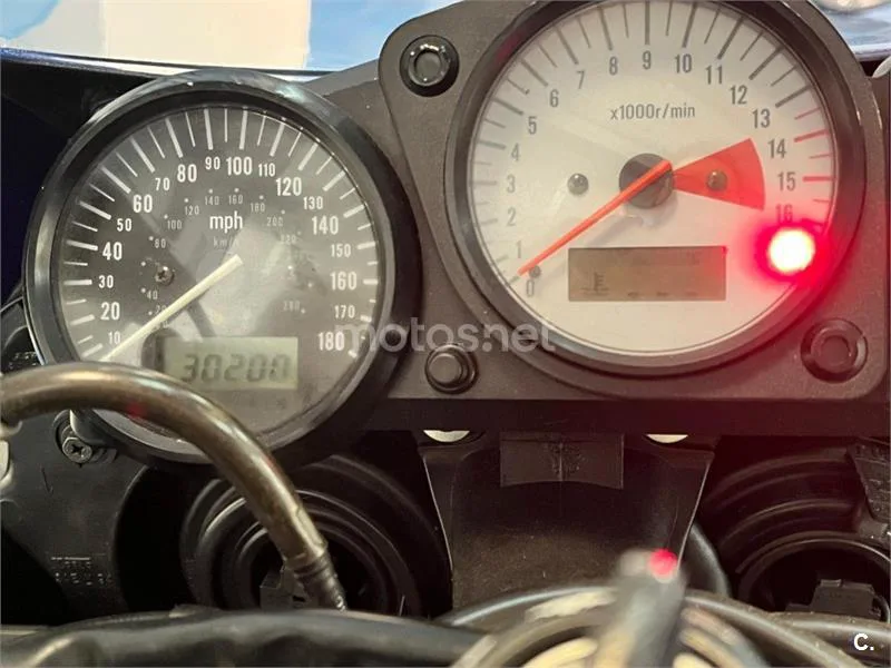 Suzuki GSX-R600 – Vista 41
