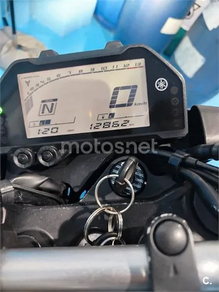 Yamaha MT-03 – Vista 3
