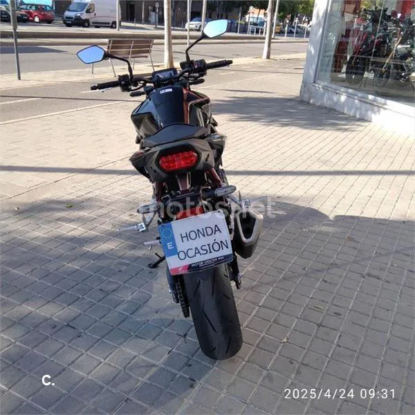 Honda CB 750 Hornet – Vista 5