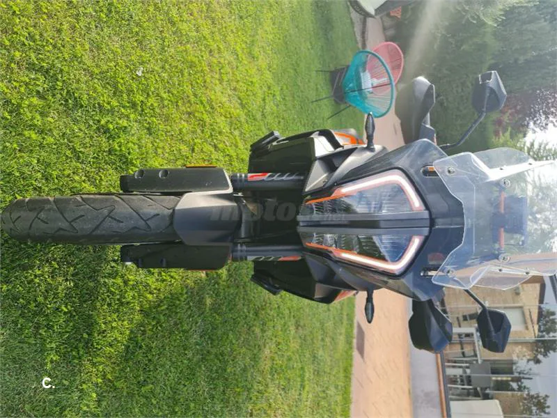 KTM 1290 Super Adventure – Vista 3