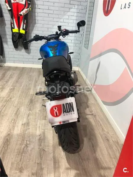 Yamaha XSR 900 – Vista 11