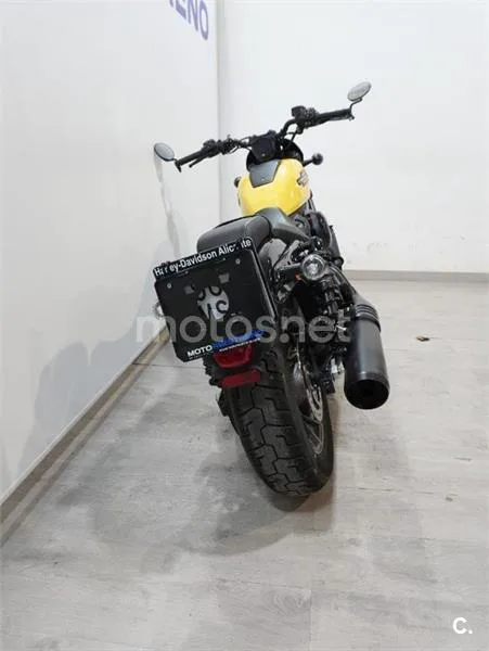 Harley-Davidson Nightster – Vista 8