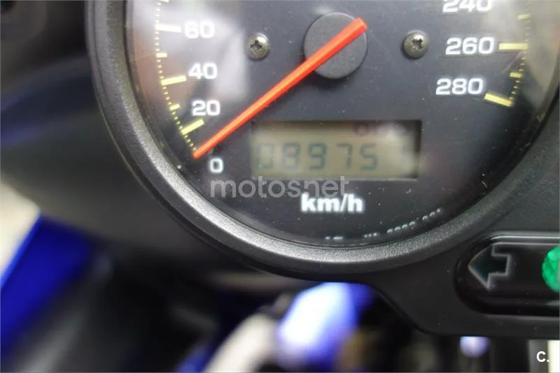 Yamaha FZS1000 Fazer – Vista 8