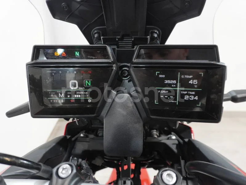 Yamaha Tracer 9 – Vista 11
