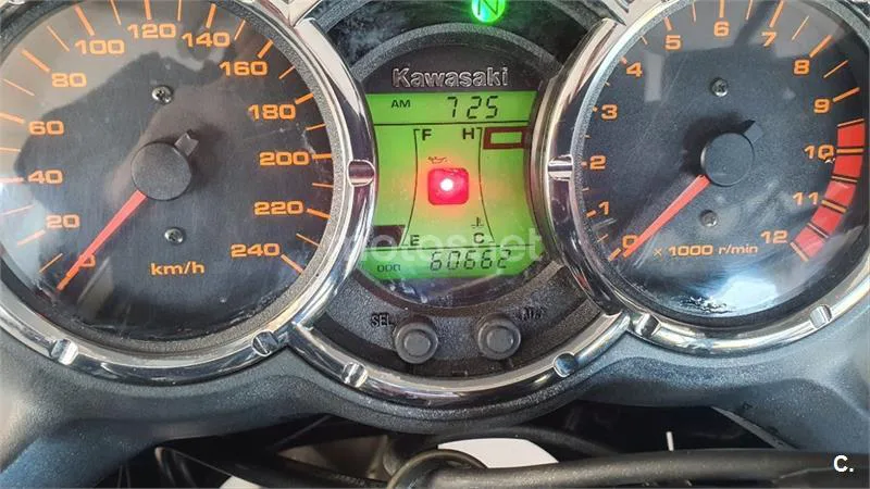 Kawasaki KLE500 – Vista 9