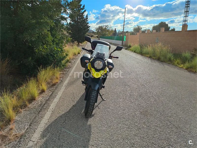 Suzuki V-Strom 250 – Vista 5
