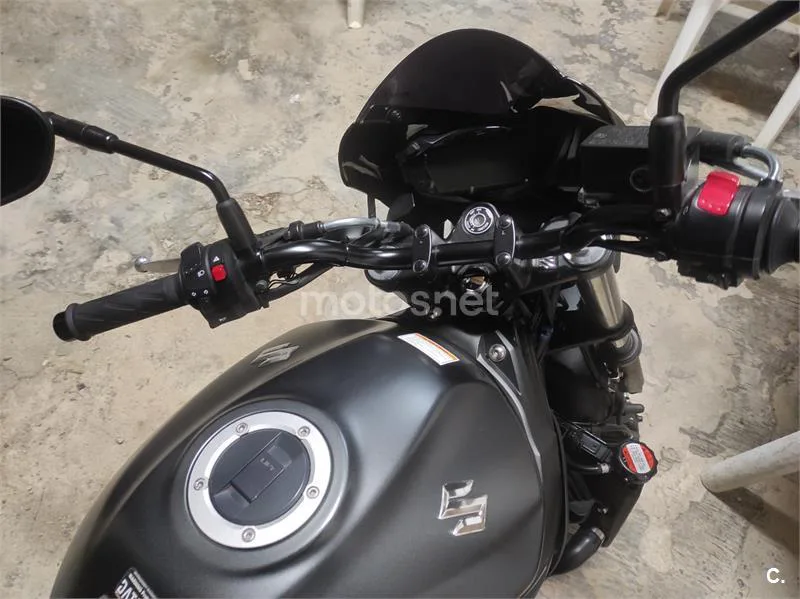 Suzuki SV 650 – Vista 5