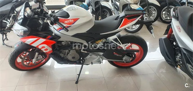 Aprilia Tuono 660 - Vista 3