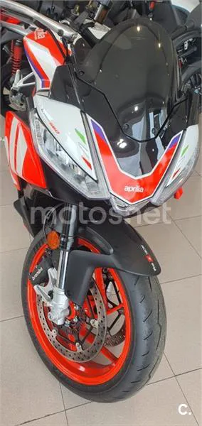 Aprilia Tuono 660 - Vista 4
