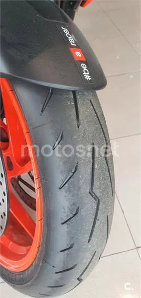 Aprilia Tuono 660 - Vista 6