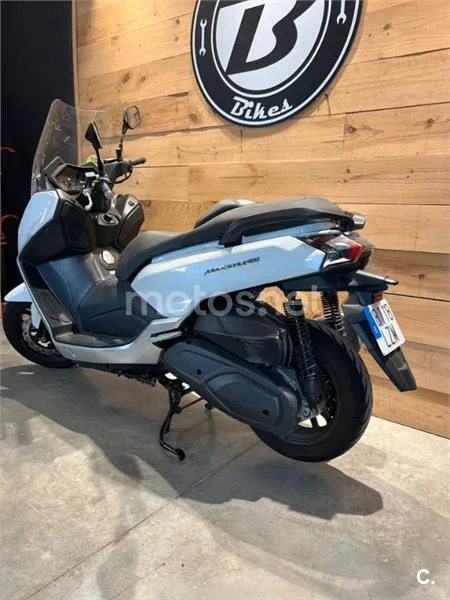 SYM Maxsym 400 – Vista 19