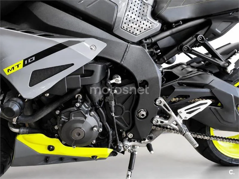 Yamaha MT-10 – Vista 10