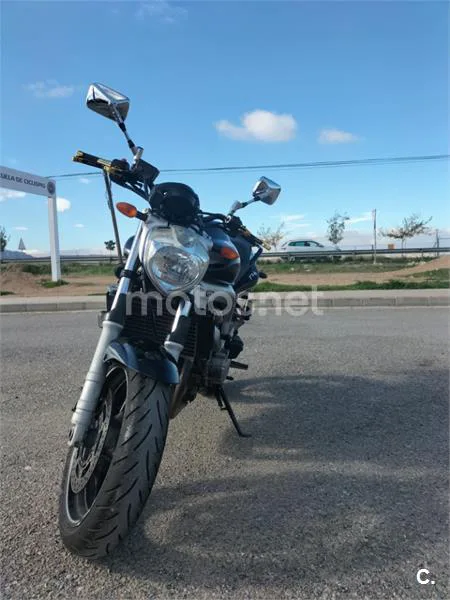 Yamaha FZ6 N – Vista 3