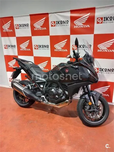 Honda NT1100 – Vista 3