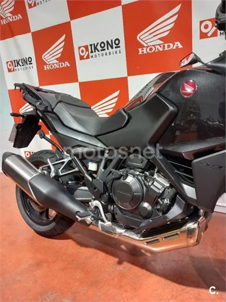 Honda NT1100 – Vista 6