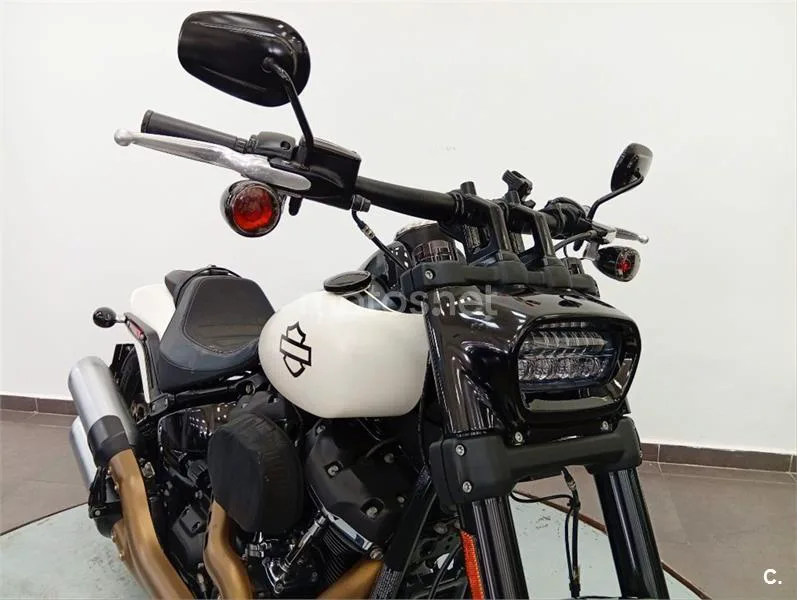 Harley-Davidson Fat Bob – Vista 12