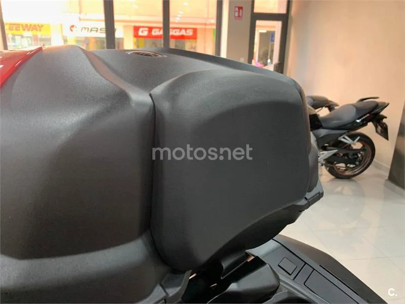 Yamaha Tracer 9 – Vista 11