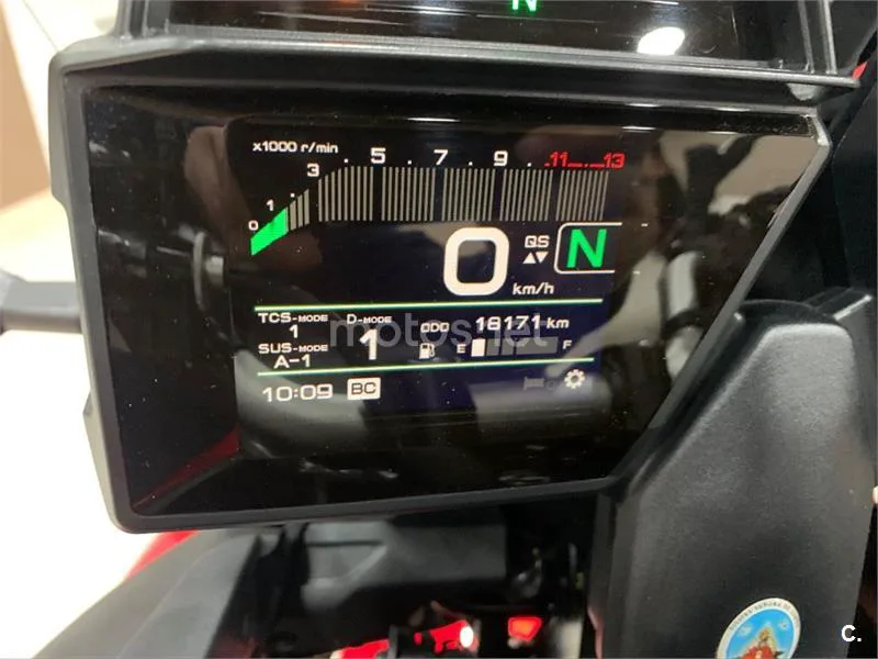 Yamaha Tracer 9 – Vista 20