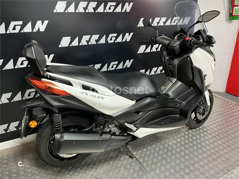 Yamaha XMAX 300 – Vista 3