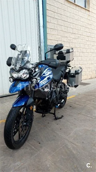Triumph Tiger 800 XR – Vista 12