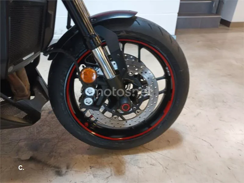 Yamaha XSR 900 – Vista 28
