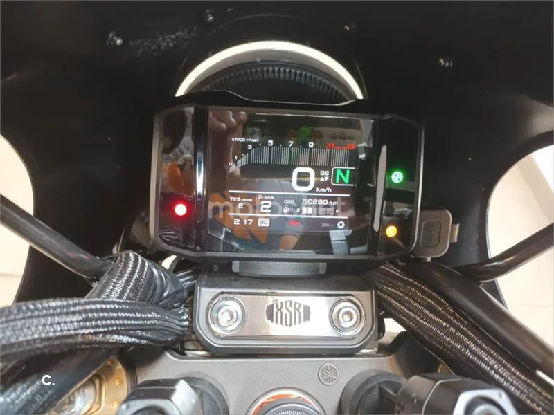 Yamaha XSR 900 – Vista 7