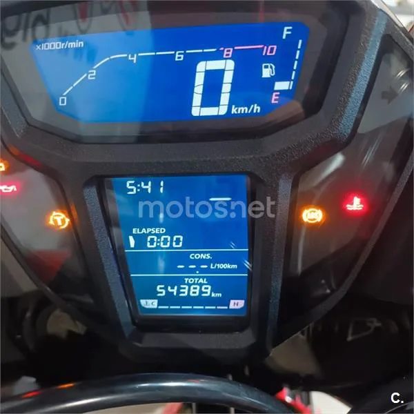 Honda CRF 1000L Africa Twin – Vista 16