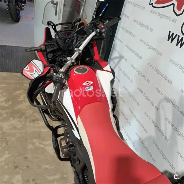 Honda CRF 1000L Africa Twin – Vista 9