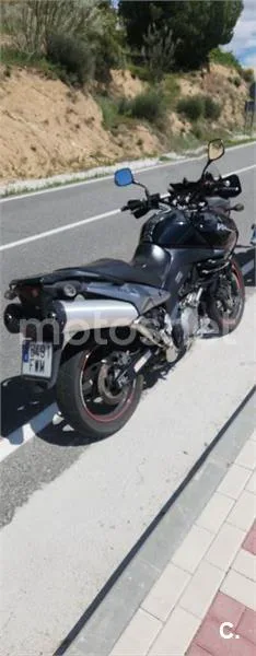 Suzuki V-Strom 1000 – Vista 3